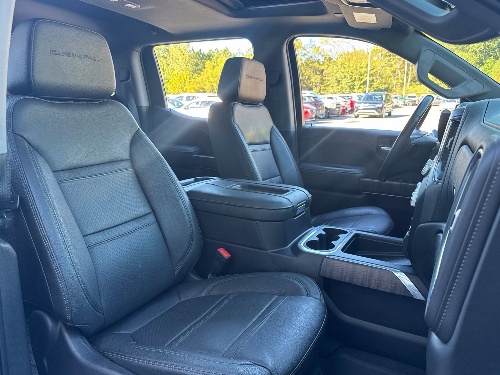 Used 2022 GMC Sierra 1500 Denali w/ Driver Alert Package II AWD/4WD image 38