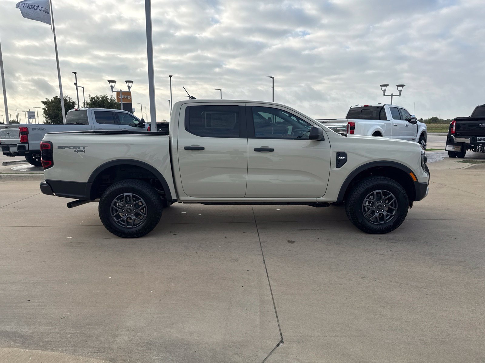 New 2026 Ford Ranger XLT w/ Trailer Tow Package AWD/4WD image 7