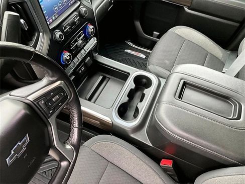 Used 2021 Chevrolet Silverado 1500 LT Trail Boss image 15