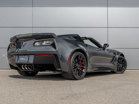 Used 2017 Chevrolet Corvette Z06 w/ Z07 Performance Package RWD image 6