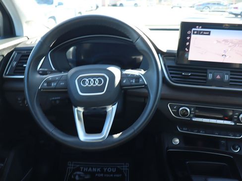 Used 2025 Audi Q5 e Premium Plus image 10
