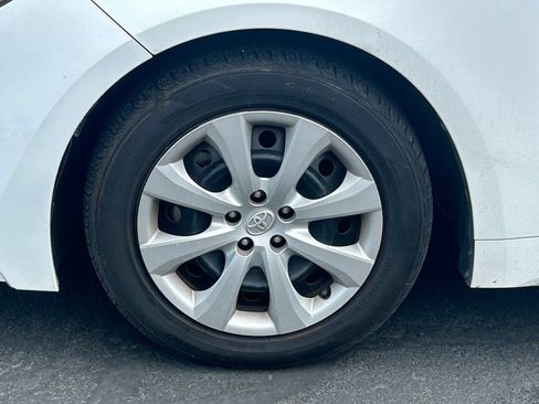 Used 2024 Toyota Corolla LE FWD image 12