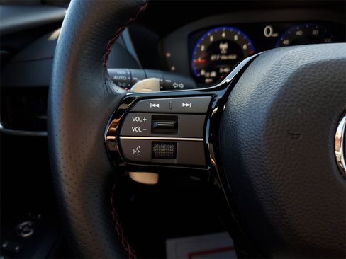 Certified 2025 Acura ADX A-Spec image 23