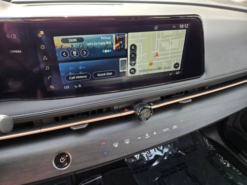 Used 2024 Nissan Ariya AWD image 24
