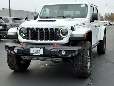 New 2026 Jeep Gladiator Mojave image 2