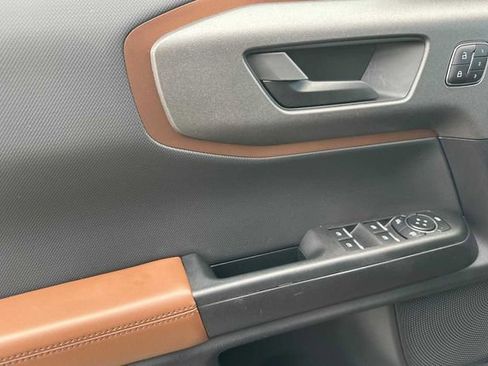 Used 2025 Ford Bronco Sport Outer Banks image 10