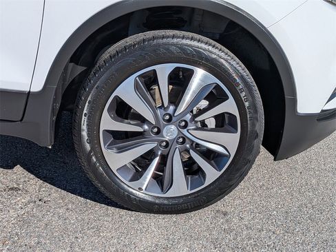 Used 2022 Buick Encore Preferred w/ Safety Package image 12