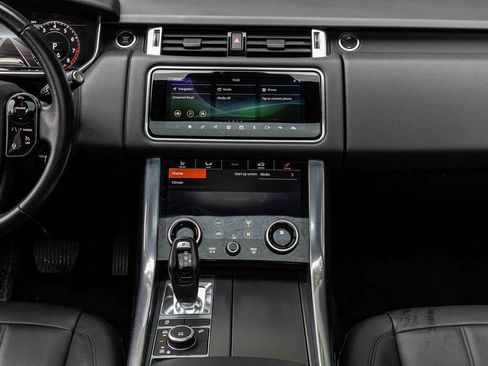 Used 2022 Land Rover Range Rover Sport SE image 10