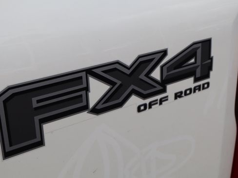 Used 2025 Ford F350 Lariat w/ Black Appearance Package image 41