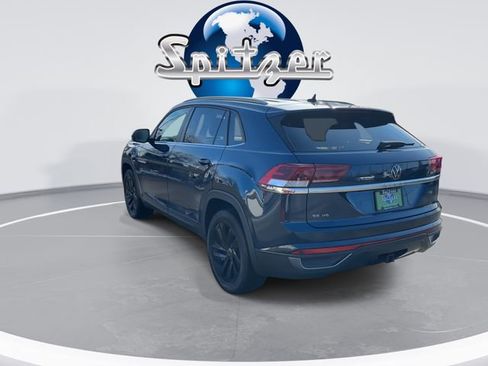 Used 2022 Volkswagen Atlas Cross Sport SE image 7