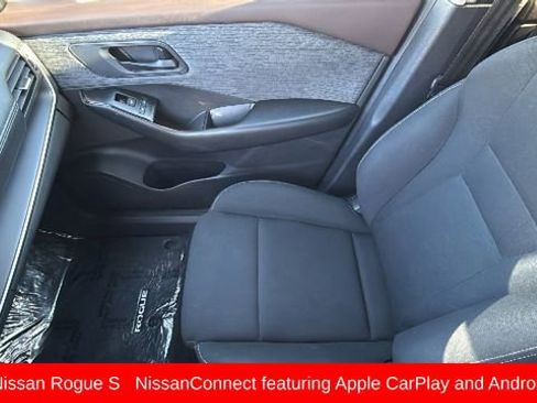Used 2023 Nissan Rogue S AWD/4WD image 12
