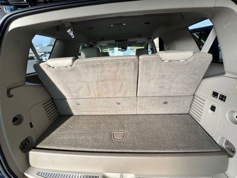 Used 2019 GMC Yukon Denali w/ Denali Ultimate Package image 10