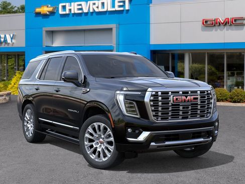New 2026 GMC Yukon Denali w/ Sun & Power Step Package AWD/4WD image 7