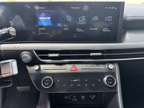 Used 2025 Hyundai Sonata SEL FWD image 25