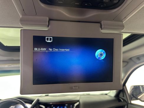 Used 2018 Cadillac Escalade Luxury w/ LPO, Radiant Package AWD/4WD image 26