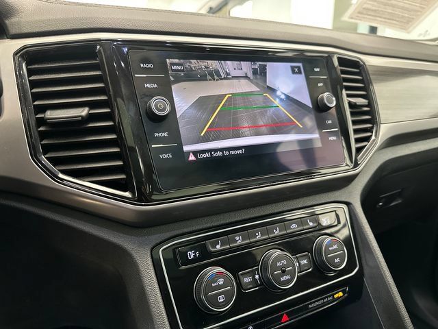 Used 2021 Volkswagen Atlas SEL AWD/4WD image 26