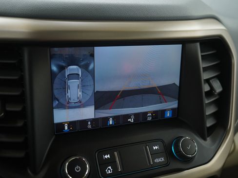 Used 2023 GMC Acadia Denali w/ Denali Technology Package image 23