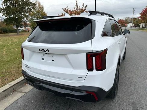 New 2026 Kia Sorento SX Prestige w/ Olive Brown Leather Package image 22