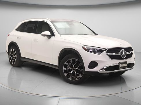 New 2026 Mercedes-Benz GLC 350e 4MATIC image 1