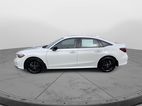 Used 2025 Honda Civic Sport image 18