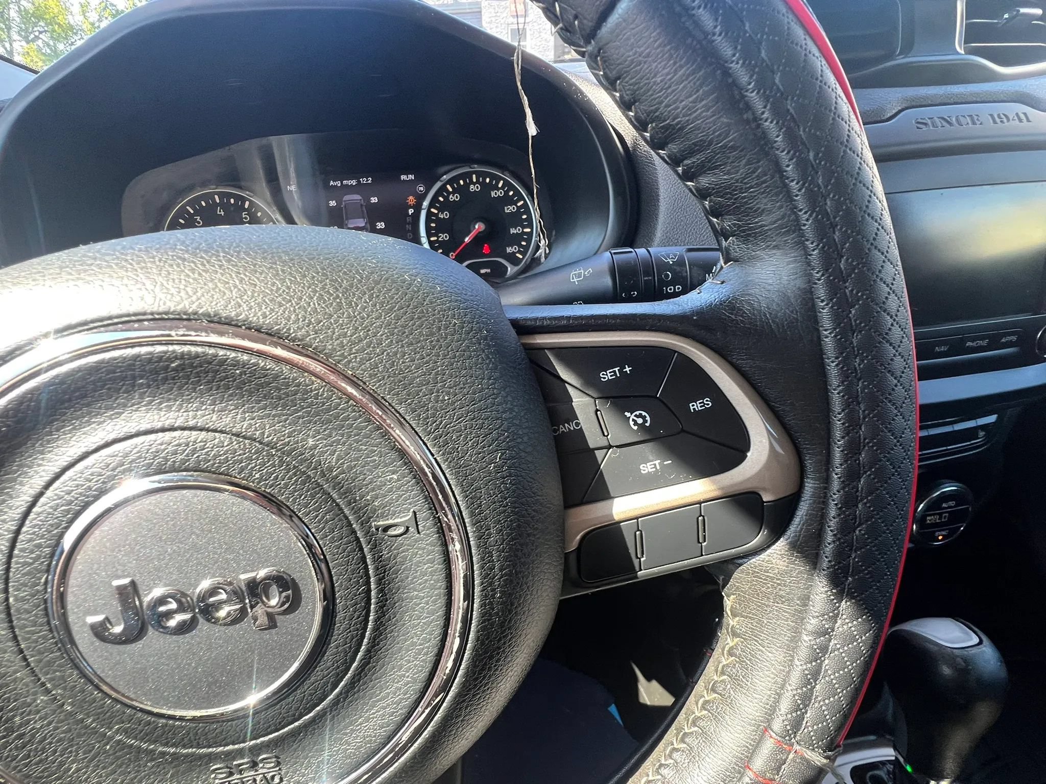 Used 2016 Jeep Renegade Limited AWD/4WD image 23
