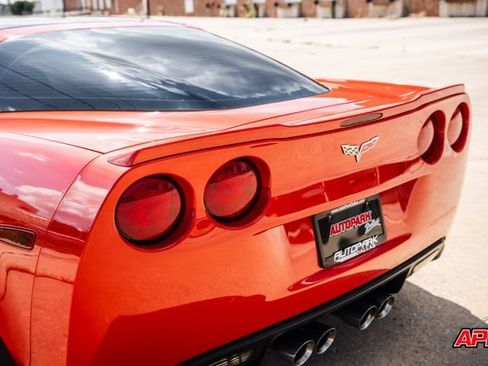 Used 2011 Chevrolet Corvette Z06 w/ Z06 Carbon Fiber Package RWD image 33