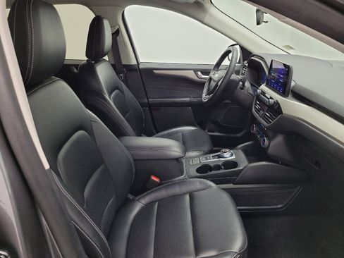 Used 2022 Ford Escape SEL w/ Technology Package image 21