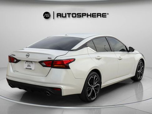 Used 2024 Nissan Altima 2.5 SR image 10