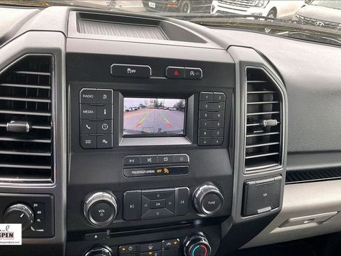 Used 2018 Ford F150 XLT AWD/4WD image 21