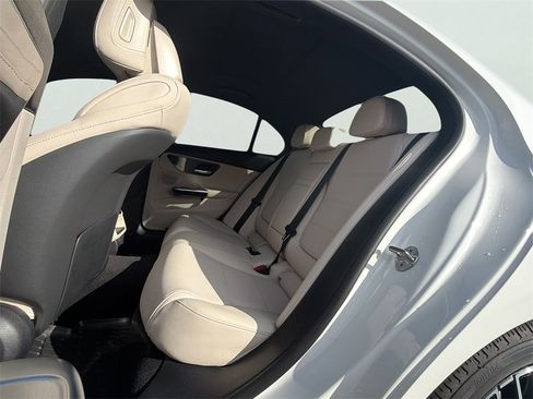 Used 2022 Mercedes-Benz C 300 C 300 image 7
