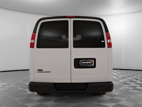 Used 2022 Chevrolet Express 3500 LS image 4