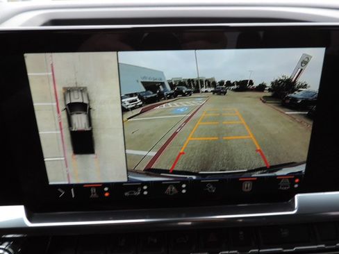 Used 2025 GMC Sierra 2500 SLT w/ SLT Convenience Package image 34