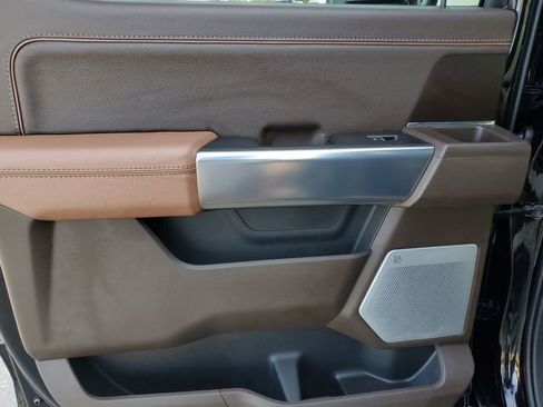 Used 2025 Ford F150 King Ranch w/ FX4 Off-Road Package image 16