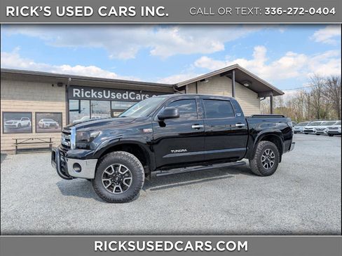 Used 2013 Toyota Tundra 4x4 CrewMax w/ TRD Off-Road Pkg image 1