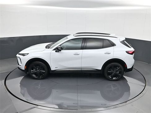 Used 2025 Buick Envision Sport Touring AWD/4WD image 20