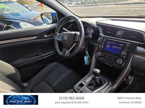 Used 2018 Honda Civic Sport image 15