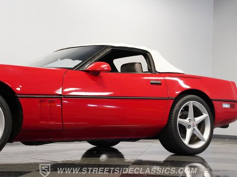 Used 1989 Chevrolet Corvette Convertible image 22