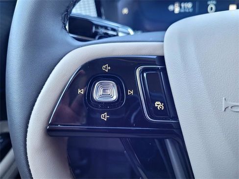 Used 2024 Lincoln Corsair FWD image 24