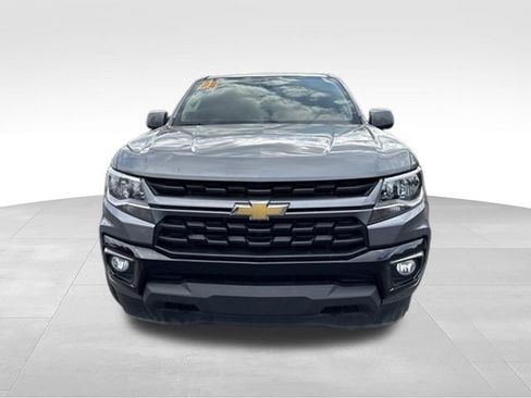 Used 2022 Chevrolet Colorado LT w/ LT Convenience Package AWD/4WD image 8