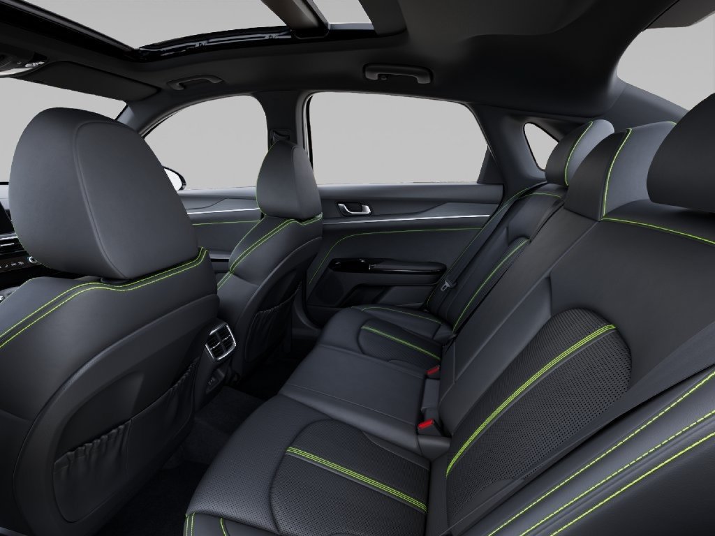 New 2026 Kia K5 GT FWD image 18