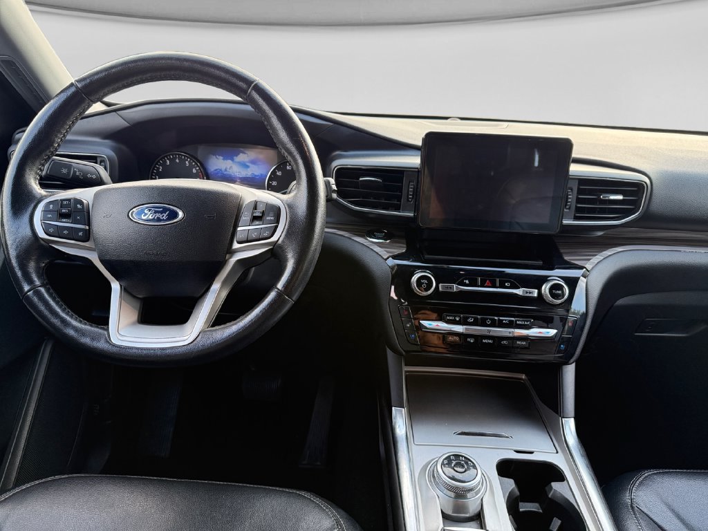 Used 2023 Ford Explorer Limited AWD/4WD image 17