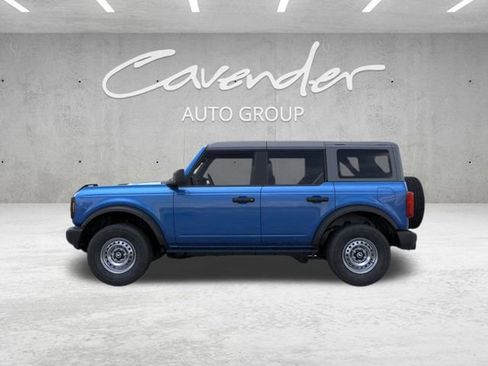 New 2025 Ford Bronco Base image 3