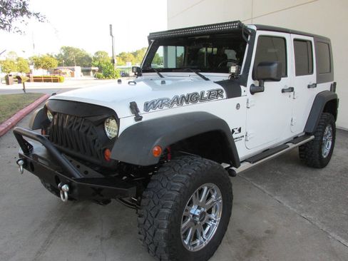 Used 2008 Jeep Wrangler Unlimited X image 3