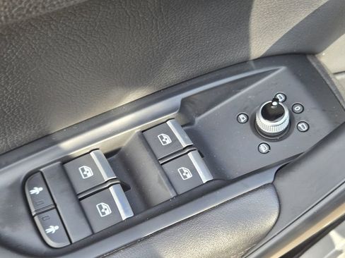 Used 2019 Audi Q5 2.0T Premium Plus w/ Premium Plus Package image 28