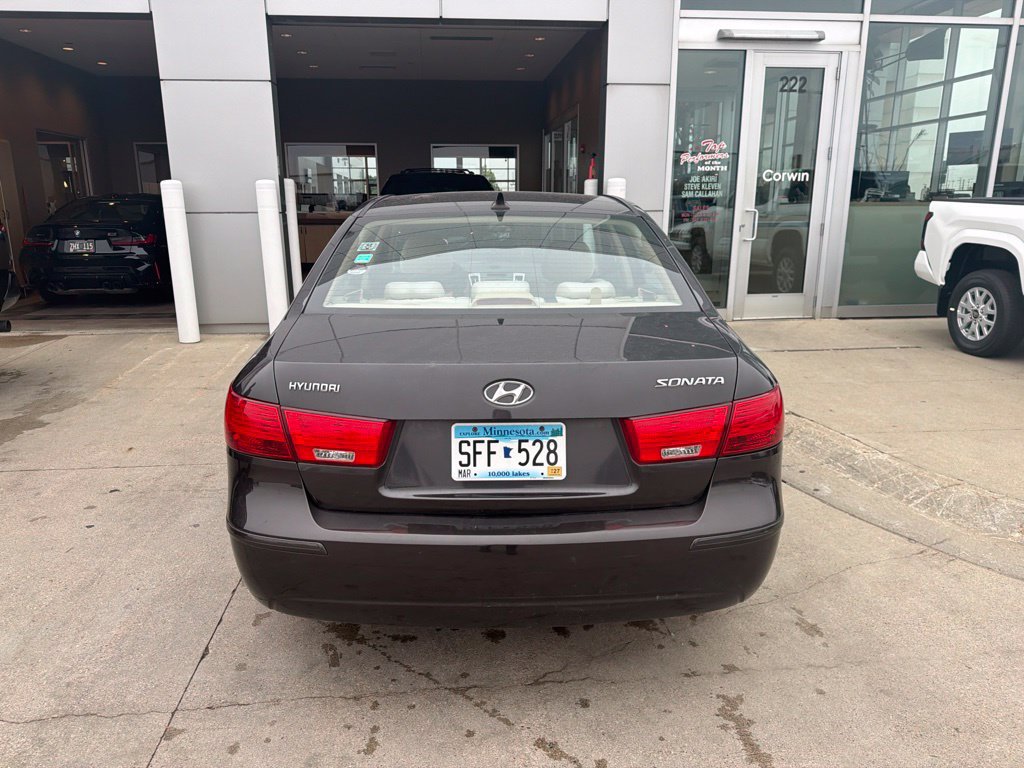 Used 2009 Hyundai Sonata GLS FWD image 5