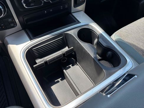 Used 2018 RAM 1500 Big Horn AWD/4WD image 30