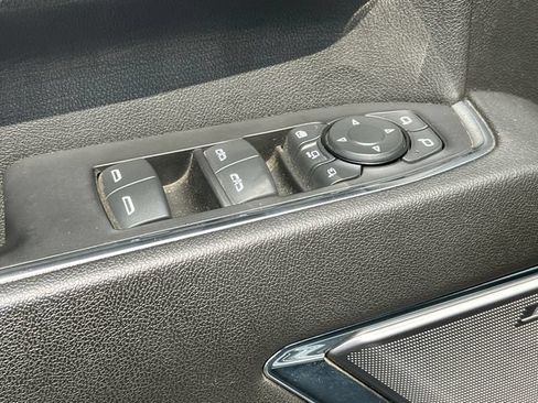 Used 2024 Chevrolet Silverado 2500 High Country w/ High Country Premium Package AWD/4WD image 20