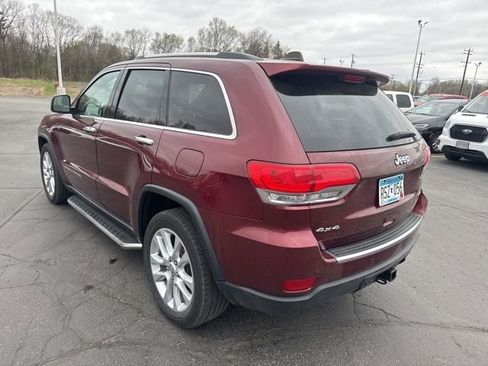Used 2017 Jeep Grand Cherokee Limited w/ Trailer Tow Group IV image 7