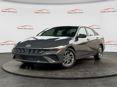 Used 2024 Hyundai Elantra SEL