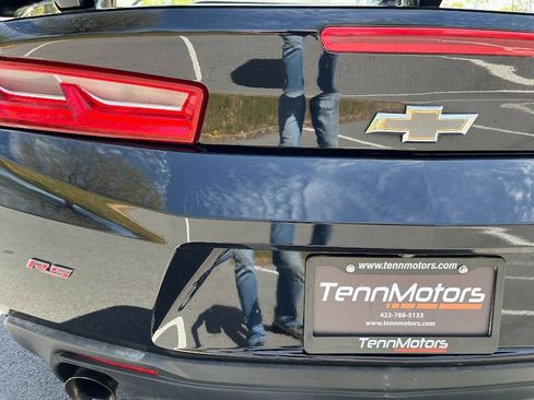 Used 2018 Chevrolet Camaro LT w/ RS Package image 40